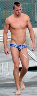 jockbrad:   Swimmers, wrestlers, football players … .singlets, jockstraps, speedos and spandex! http://jockbrad.tumblr.com/  