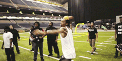 laperiferia:  TOUCHDOWN! lol 