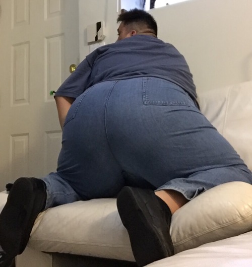 bigfattybc:  Been feeling good lately so here are some more pics! Love my new haircut hehe  Seriously handsome haircut ;)