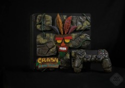pureplaystation:  Custom PlayStation 4 | Crash Bandicoot N'Sane