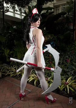 cosplay-paradise:  Nurse Akali, (League of Legends), Cosplay