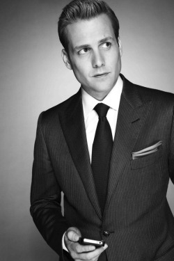 helloevelyn:  Gabriel Macht. It’s Suits Thursday! 