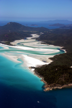 fourteen:  Whitehaven Beach by Singing Universe on Flickr. 