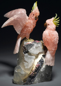 ufansius:  A pair of rose quartz cockatoos with serpentine, carnelian,