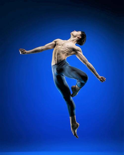 dancer-male-dancers:  Juan Montobbio - Corella Dance Academy