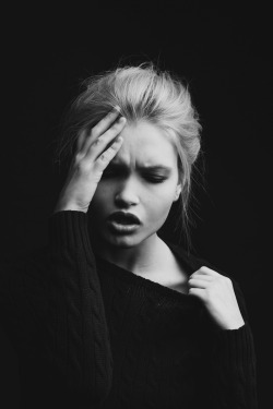 s–inful:  black and white blog