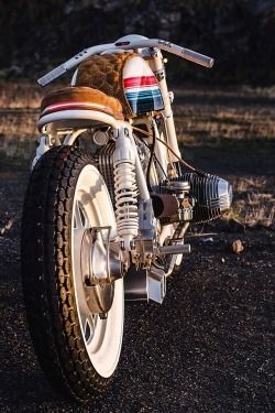 utwo:  BMW R80 Custom CR © devin paisley 