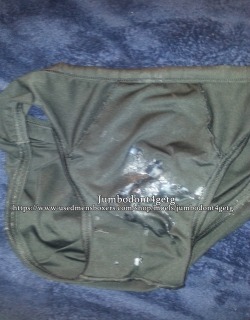 usedmensboxers: Cum stained used boxers, with custom porn video!