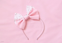 ahjuxxi:pink bow from bowkuma