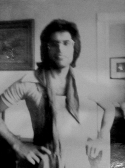 i-will-be-a-legend:Candid polaroid of Freddie Mercury taken by