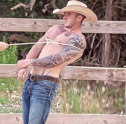 marinebuzz: love to rope me a cowboy!