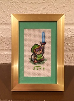 little-miss-poppet:  Quickie Link Xstitch done for a friend.