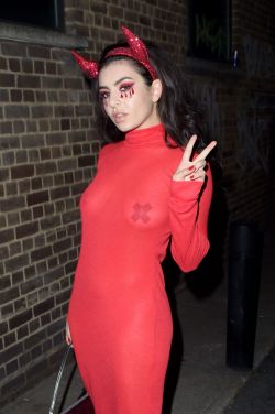 Charli XCX - London. ♥