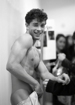 hotsouls:  Francisco Lachowski’s ass 