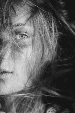 antonostlundphoto:  Isabelle N.  Photography by Anton Östlund.