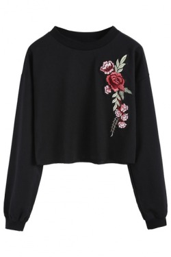 flyflygoes: Trendy Floral Item Picks  Cropped Sweatshirt  //