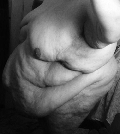 I wish I had more hands so I could grab every handful of this gorgeous man #manspider