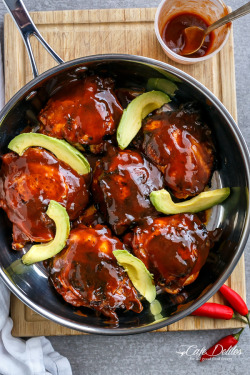 foodffs:  CRISPY BARBECUE BUFFALO CHICKEN THIGHS WITH AVOCADO