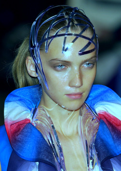 furples:  Issey Miyake Spring 2004