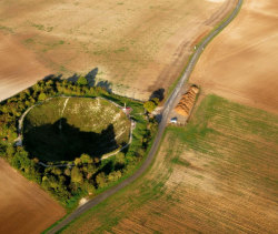 strangeselkie:  Lochnagar Crater, the largest crater on the Western
