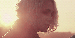 Who knew evil girls have the prettiest face?