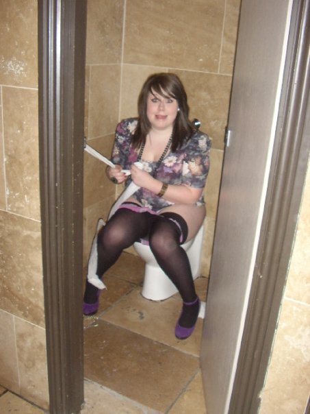 dimitrivegas:  On the potty