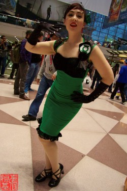 foodandcosplay:  New York Comic Con 2013 Green Lantern/Audrey