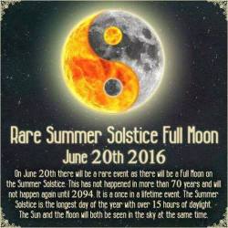 naidalunabioluminescent:  Full Moon Summer Solstice