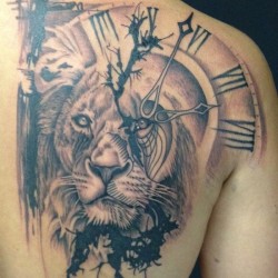 tattoomagz-blog:  Gorgeous lions tattoos : http://tattoomagz.com/gorgeous-lions-tattoos/