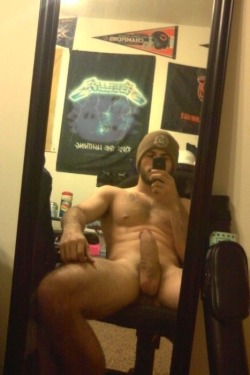 3bro:  Huge and thick Plz reblog if u love that, xoxoxo. kik