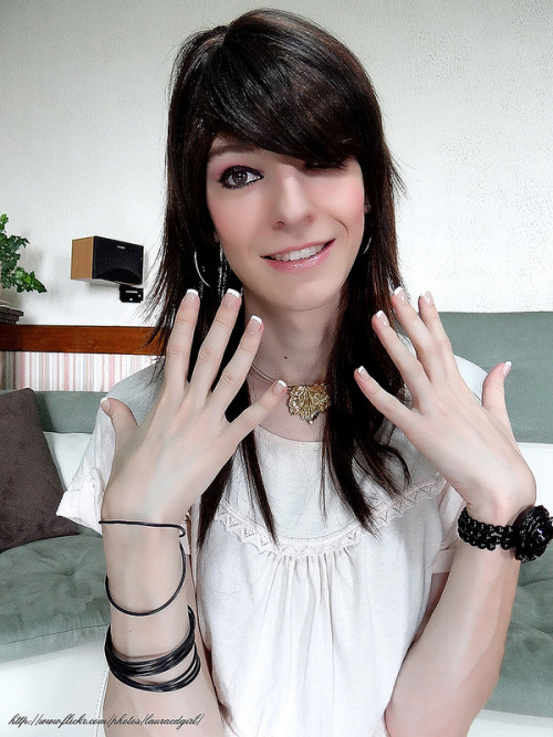 lovelaisa:  nice face i lov it. 