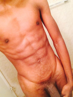 traps-n-trade:  Submission: Snapchat: YungWildFree92  Traps-N-Trade: