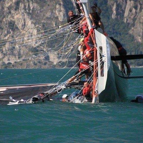 yachtmasters:  Wind & Lake of Garda by straorza   Carnage.