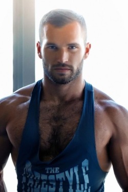 pussyonfire:  http://pussyonfire.tumblr.com/archive Almog Gabay