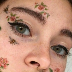 uyesurana: floral temporary tattoo makeup