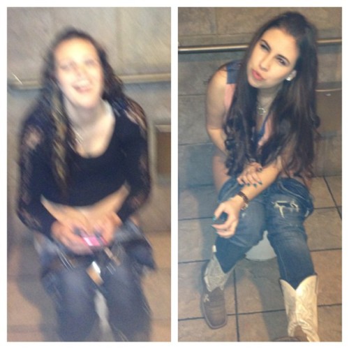 dimitrivegas:  Pooping women