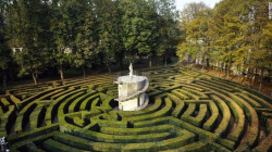 archatlas:  Labyrinths and Mazes   Villa Pisani Garden - Venice,