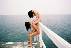 ohthentic:  untrustyou:  Ren Hang  ohthentic 