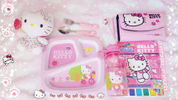 everyday–princess:  All my Hello Kitty little things 😸💟