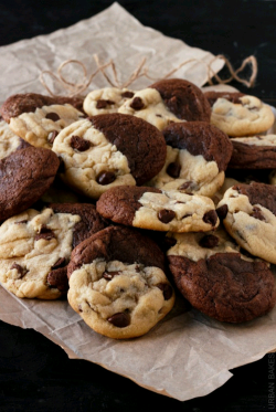 verticalfood:  Brookie Cookies (by Urban Bakes) 