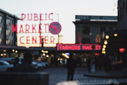 artphotosandshit:  Dowtown Seattle’s Pike Place Market. Filled