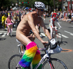 walkingandswinging:  Pointing the way againâ€¦ Public boner at the Fremont Solstice Parade