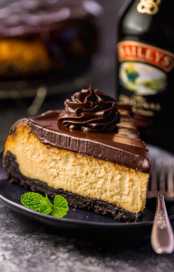 fattributes:Baileys Irish Cream Cheesecake