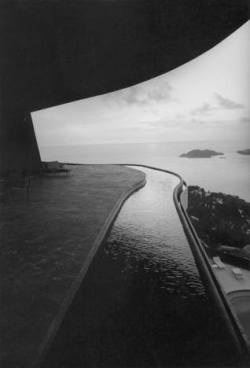 arqvac:  “Arango House” in Acapulco, Mexico by John Lautner