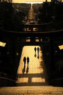 daitao:  Miyajidake Shrine by Yama Tomo on Flickr.