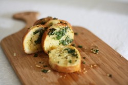 im-horngry:  Garlic Bread - As Requested! 