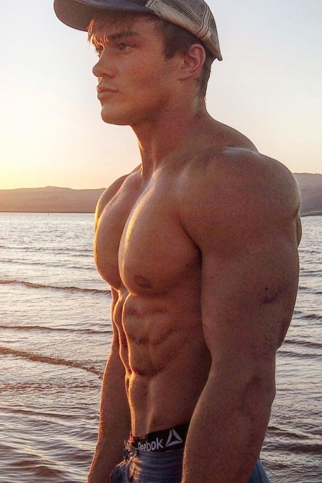 hotmen-addiction: