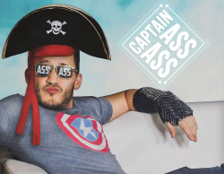 captain-ass-ass:    ☠  captain ass ass: the butt pirate 