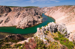 chadna:  Zrmanja river canyon,Croatia 