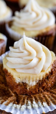 foodffs:  CARROT CAKE CHEESECAKE CUPCAKES Follow for recipes